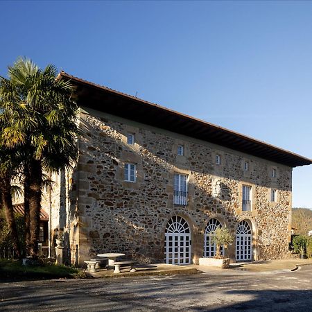 Etxeaundi Hotel Boutique Onate Bagian luar foto