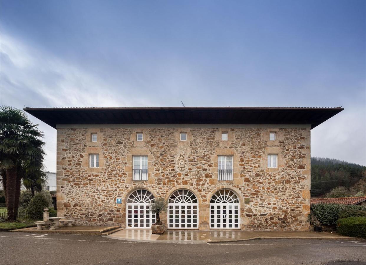 Etxeaundi Hotel Boutique Onate Bagian luar foto
